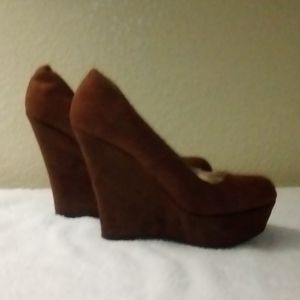 Ladies shoes